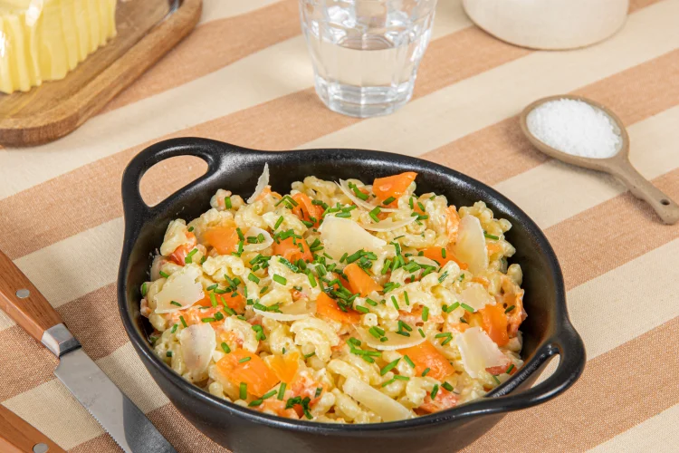 Coquillettes à la truite fumée - Ovive